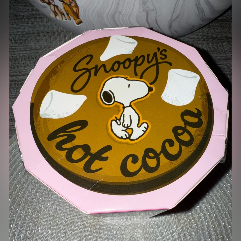 Snoopy's Hot Cocoa Graphic Sleep Pants - Picture 6 of 7